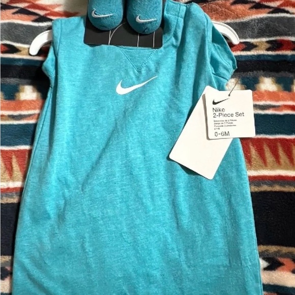 Nike Other - Nike Turquoise Infant Outfit Set